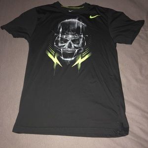 Men’s Nike Dri-Fit shirt Size Small